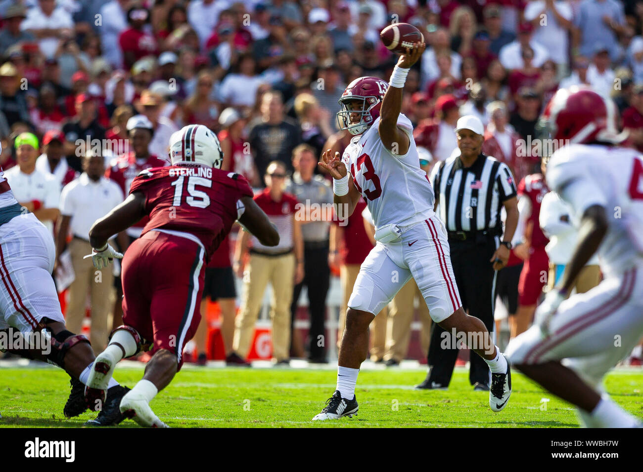 La Columbia, SC, Stati Uniti d'America. Xiv Sep, 2019. il matchup NCAA a Williams-Brice Stadium in Columbia, SC. (Scott Kinser/Cal Sport Media) Credito: csm/Alamy Live News Foto Stock