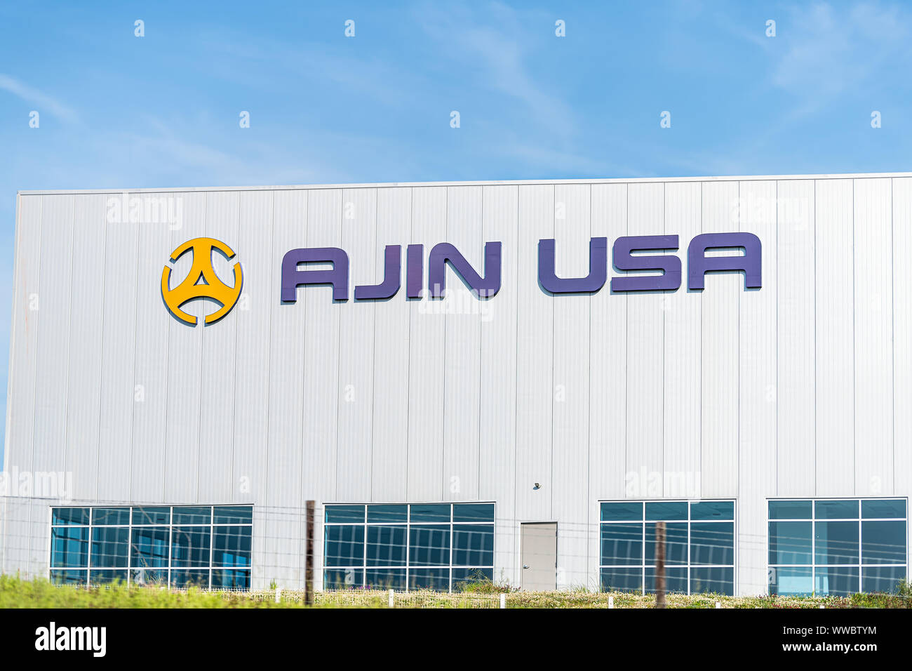 Cusseta, Stati Uniti d'America - 21 Aprile 2018: componenti automobilistici coreano produttore fornitore Wooshin Ajin USA la fabbrica o impianto fabbricazione di automobili facility in Alabam Foto Stock