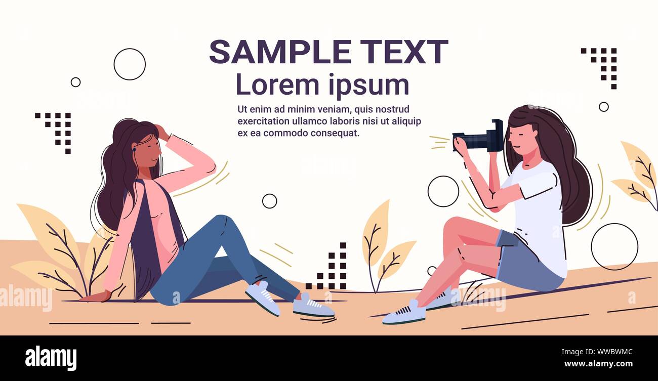 Femmina professionale fotografo utilizzando digitale fotocamera DSLR riprese African American Girl modello in posa per la fotografia di moda concetto shoot a piena lunghezza Illustrazione Vettoriale