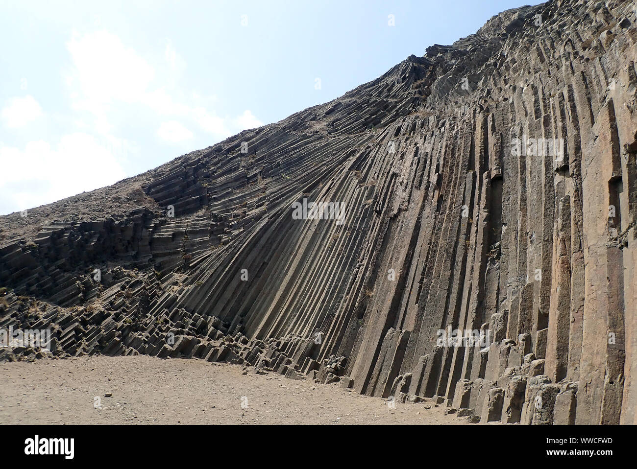 Colonne di basalto Peak Ana Ferreira Rock formazione Porto Santo Isola Madeira Portogallo Europa Foto Stock