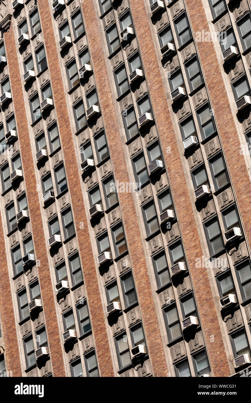 Un appartamento di lusso casa sulla West 57th Street a Manhattan con aria condizionata in ogni appartamento. Foto Stock
