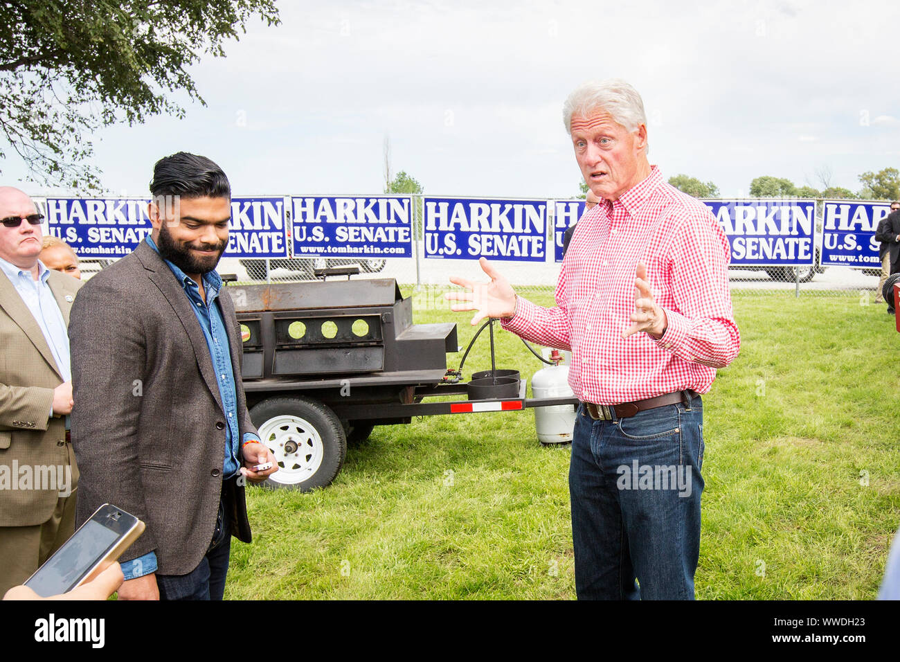 Ex Presidente degli Stati Uniti Bill Clinton al barbeque annuale festa ospitata da Iowa Senator Tom Harkins. Speculazioni correva elevata che Hillary Rodham Clinton dovrebbe annunciare la sua candidatura per presidente 2016. Foto Stock