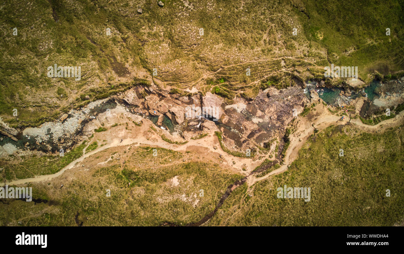 Vista aerea di una delle cascate nel pool di fata Foto Stock