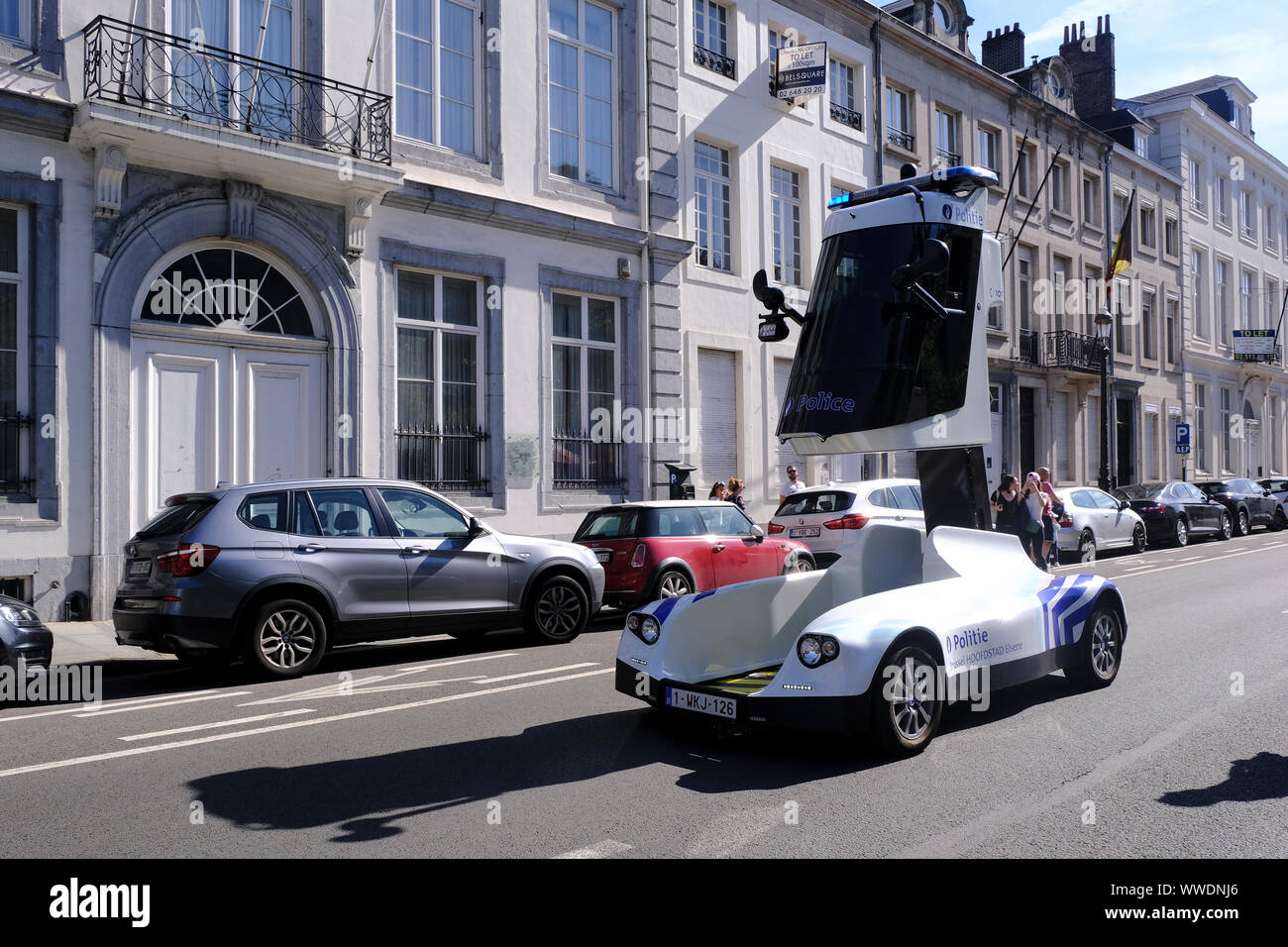 Bruxelles, Belgio. Xv Sep, 2019. Una pattuglia di polizia durante il palloncino parata del giorno lungo i viali del centro di Bruxelles in Belgio il 15 settembre 2019. Credito: ALEXANDROS MICHAILIDIS/Alamy Live News Foto Stock