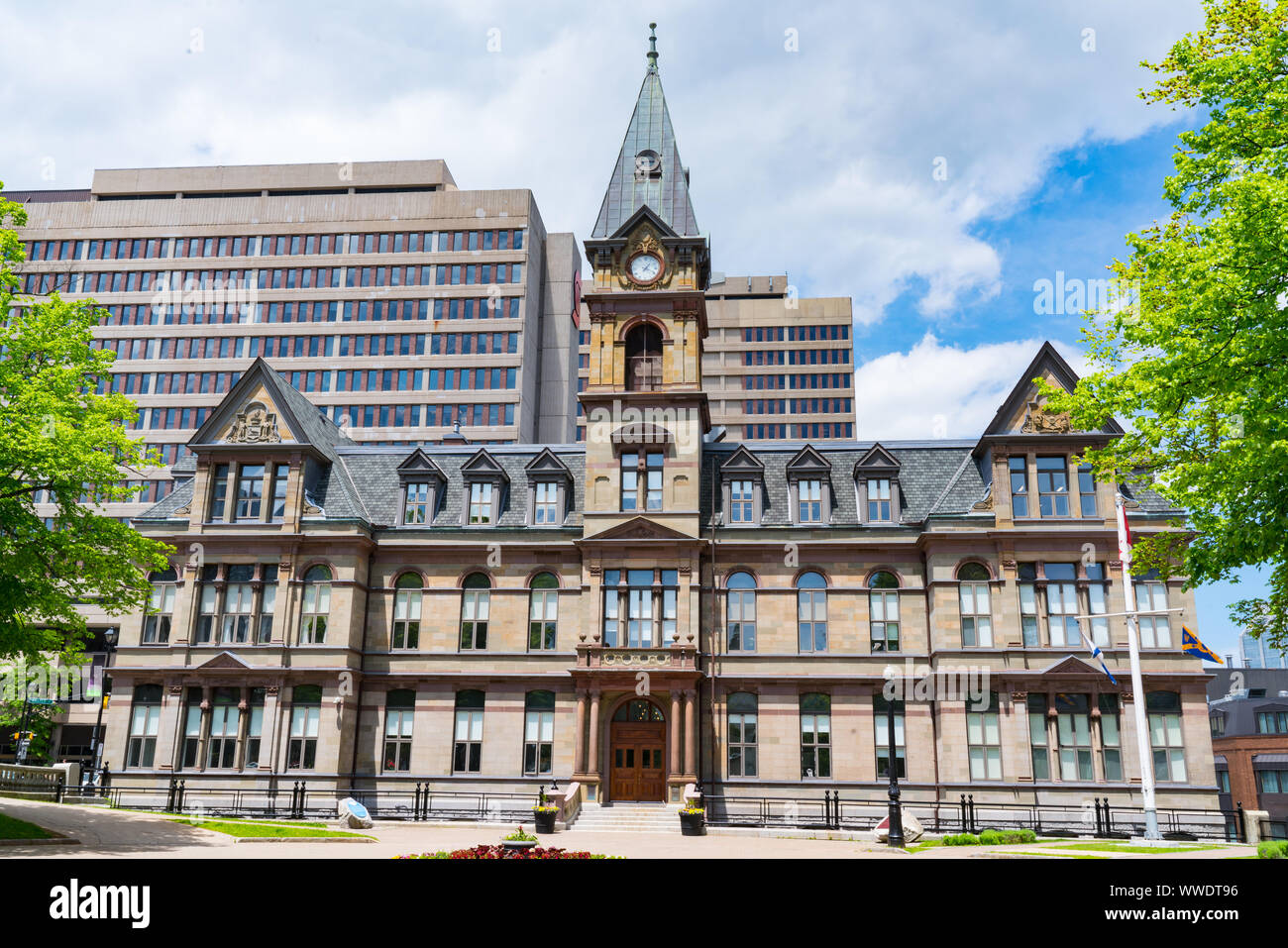 Halifax, Canada - 19 Giugno 2019: Halifax municipio edificio sul Grand Parade Square a Halifax, Nova Scotia, Canada Foto Stock