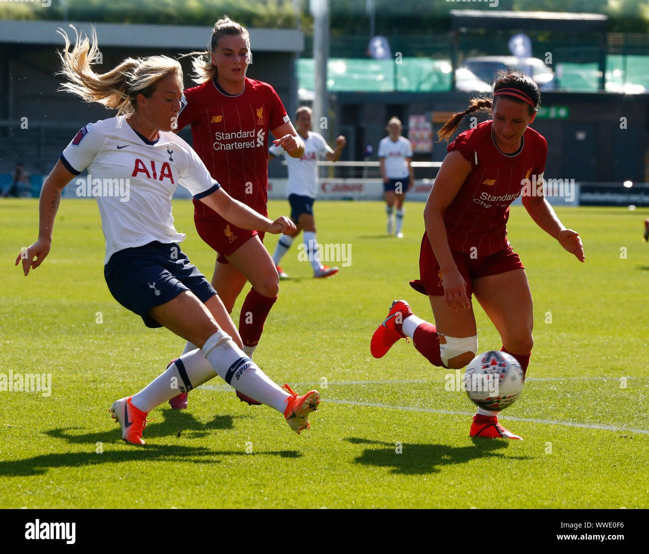 Londra, Inited unito. Xv Sep, 2019. LONDON, Regno Unito 15 Settembre. Gemma Davison del Tottenham Hotspur Ladies durante la Barclaycard FA DONNA Super League tra Tottenham Hotspur e Liverpool presso l'Alveare Stadium, Londra, Regno Unito il 15 settembre 2019 Credit: Azione Foto Sport/Alamy Live News Foto Stock