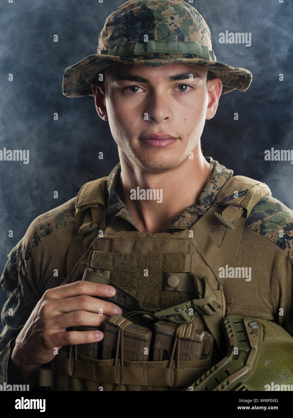 Stati Uniti Marine in uniforme di mimetizzazione Foto Stock