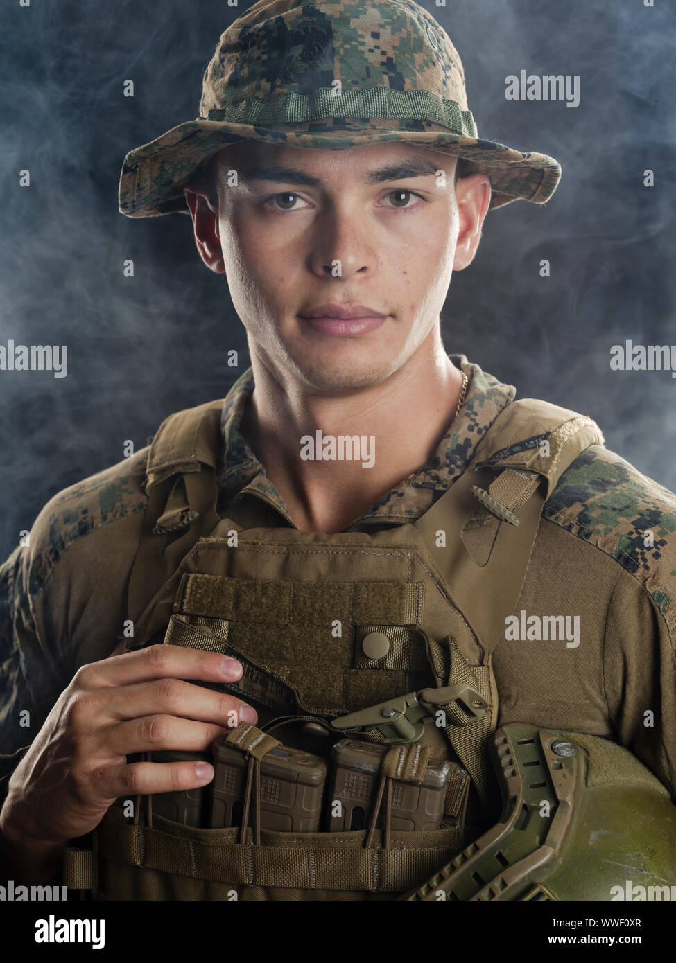 Stati Uniti Marine in uniforme di mimetizzazione Foto Stock