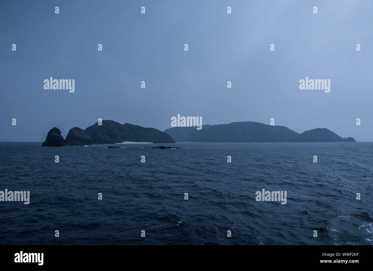 Vista delle isole Kerama da un traghetto a Okinawa, Giappone Foto Stock