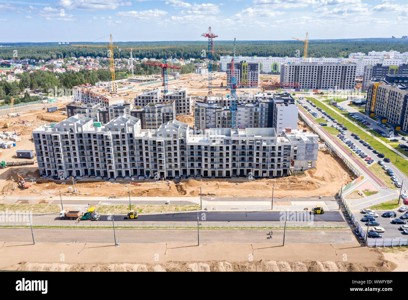 Costruzione di un nuovo quartiere residenziale. immagine aerea della città sito in costruzione Foto Stock