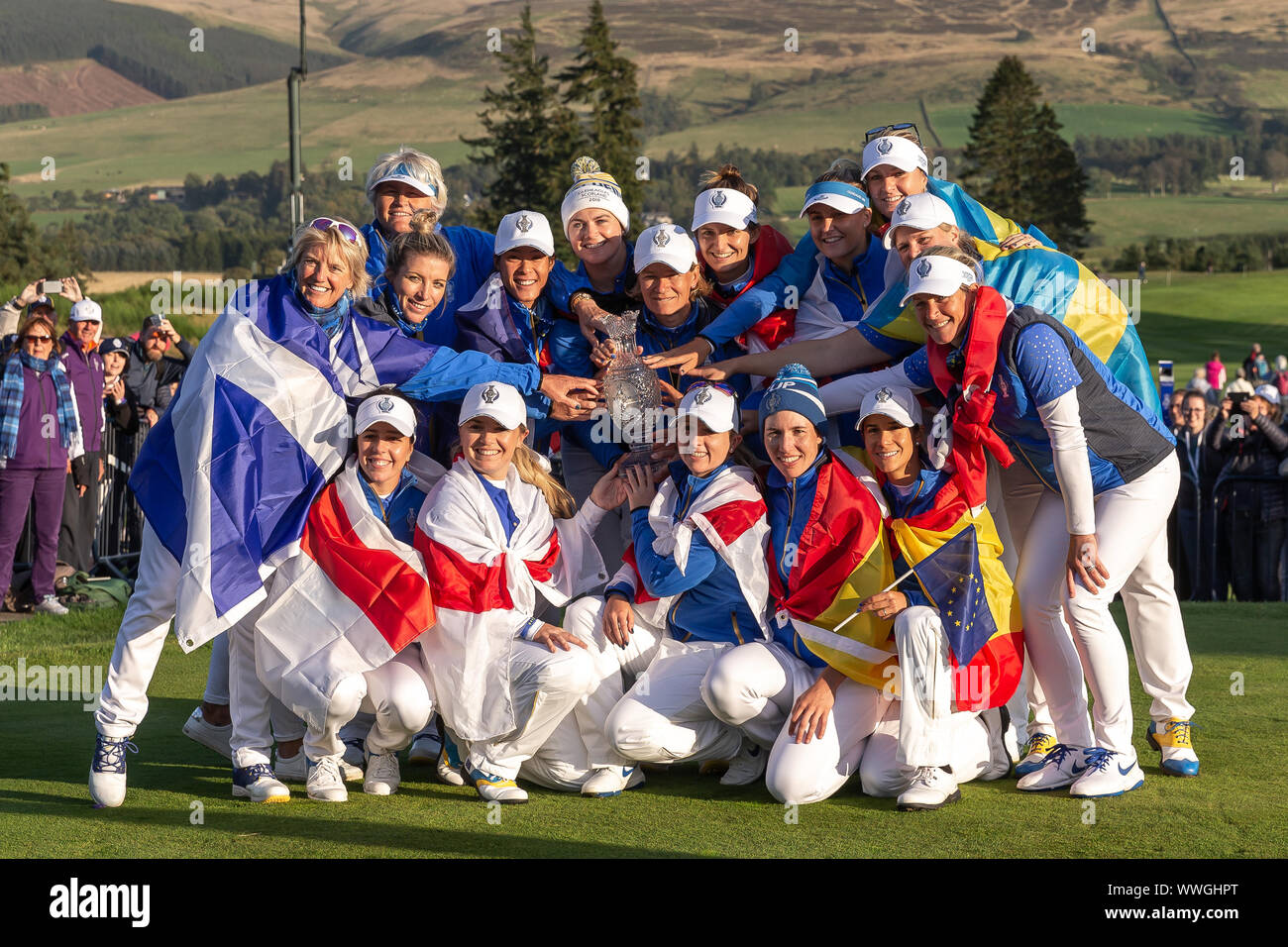 Gleneagles in Scozia il 15 settembre 2019. Team Europe presente la Solheim Cup dopo aver vinto il concorso sul finale il putt. Foto Stock