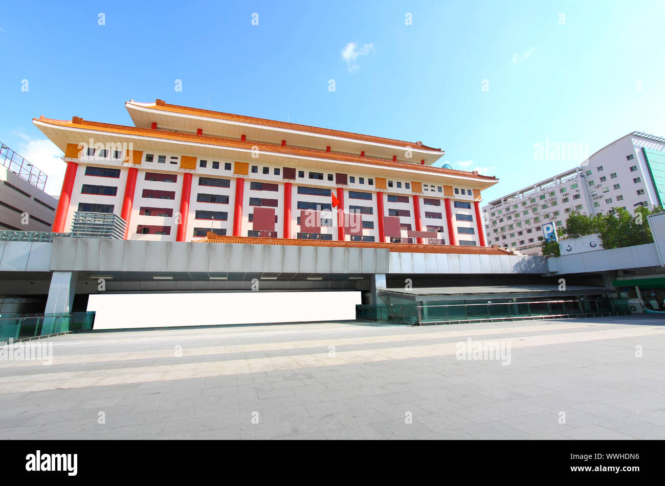 Shenzhen Lo Wu Punto di controllo. È la porta per il transito dalla Cina continentale alla RAS di Hong Kong. Foto Stock