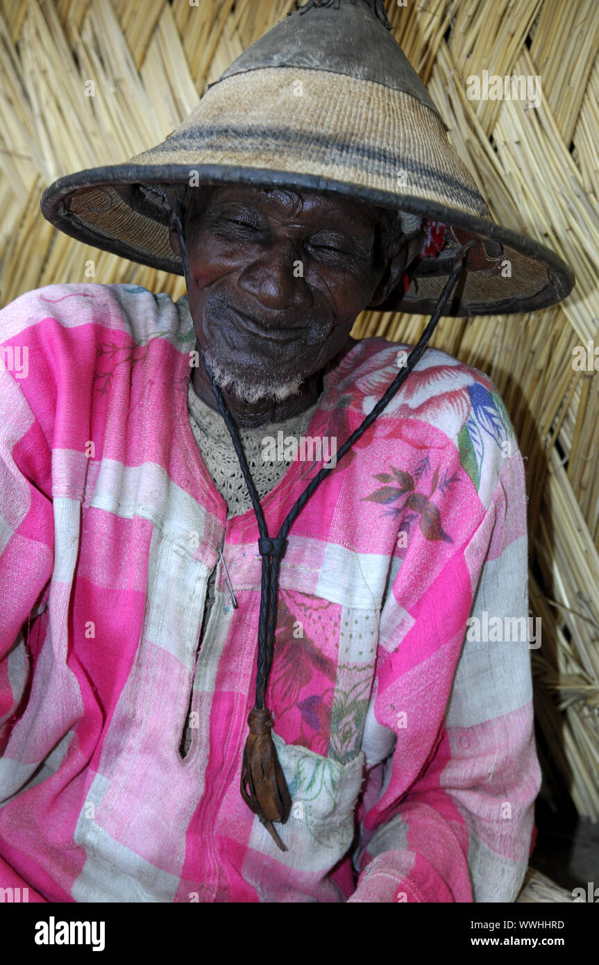 Il vecchio uomo con Fulani hat, Burkina Faso Foto Stock