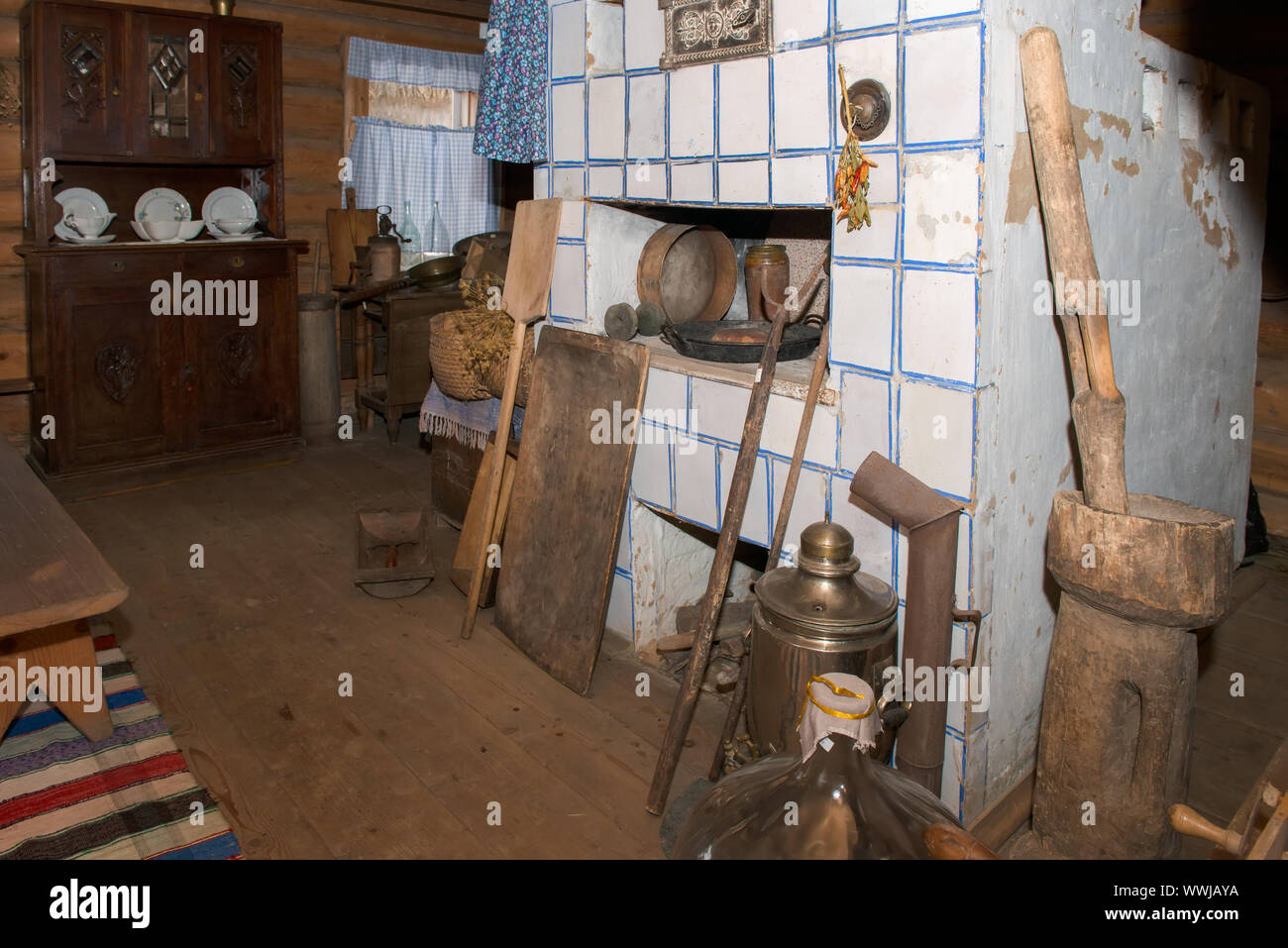 Melikhovo, Moscow Region, Russia - 3 Aprile 2019: interni di una stanza in dipendenza di cucina. Stato Museum-Reserve Literary-Memorial di Anton Chekhov Foto Stock