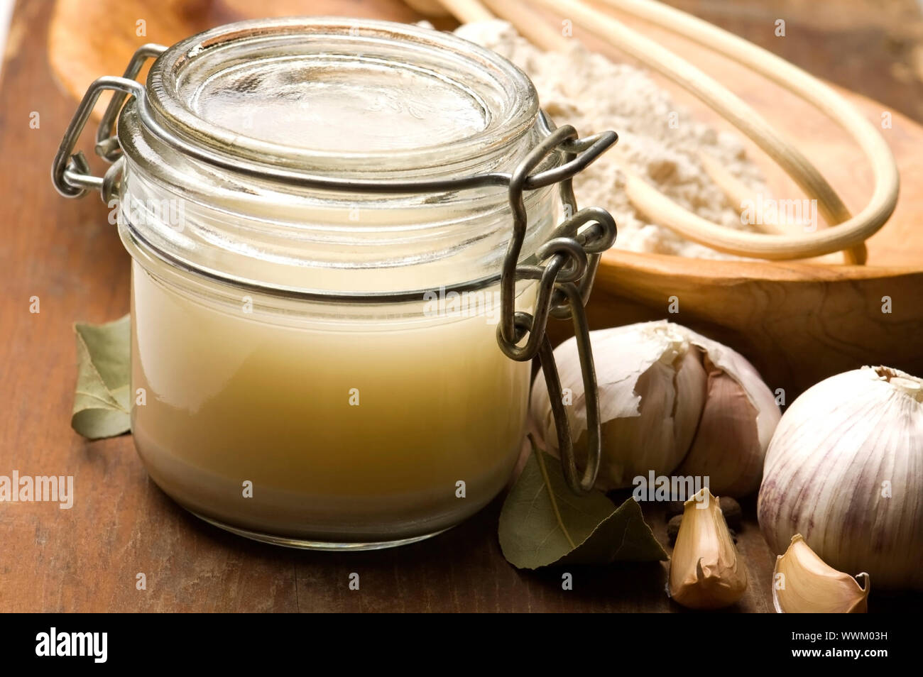 Pasta madre, zur, zurek - componente di una tradizionale zuppa polacca Foto Stock