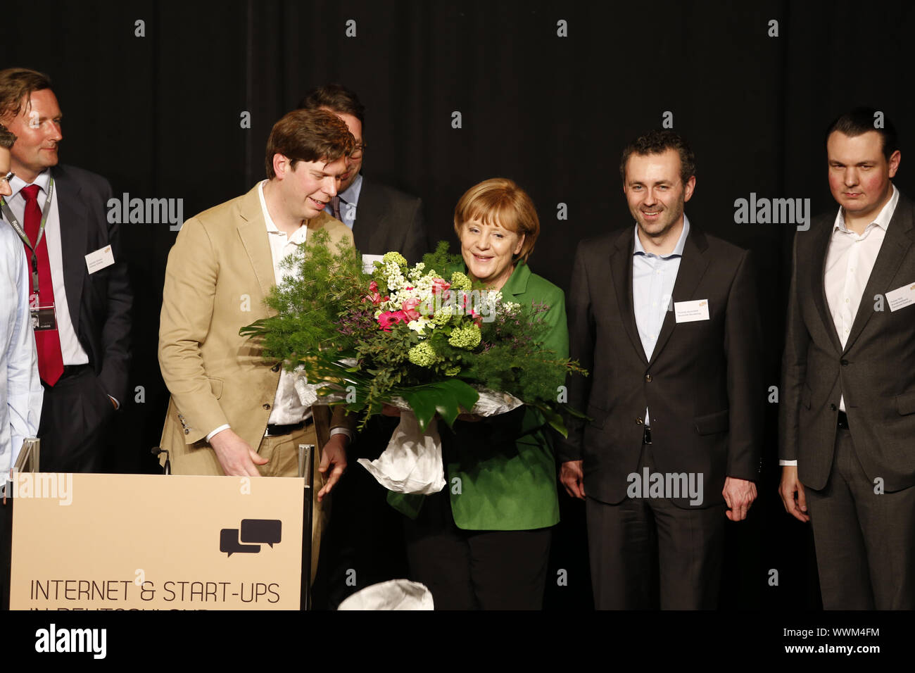 Il cancelliere Angela Merkel tiene presso la reception Internet & start-ups Foto Stock