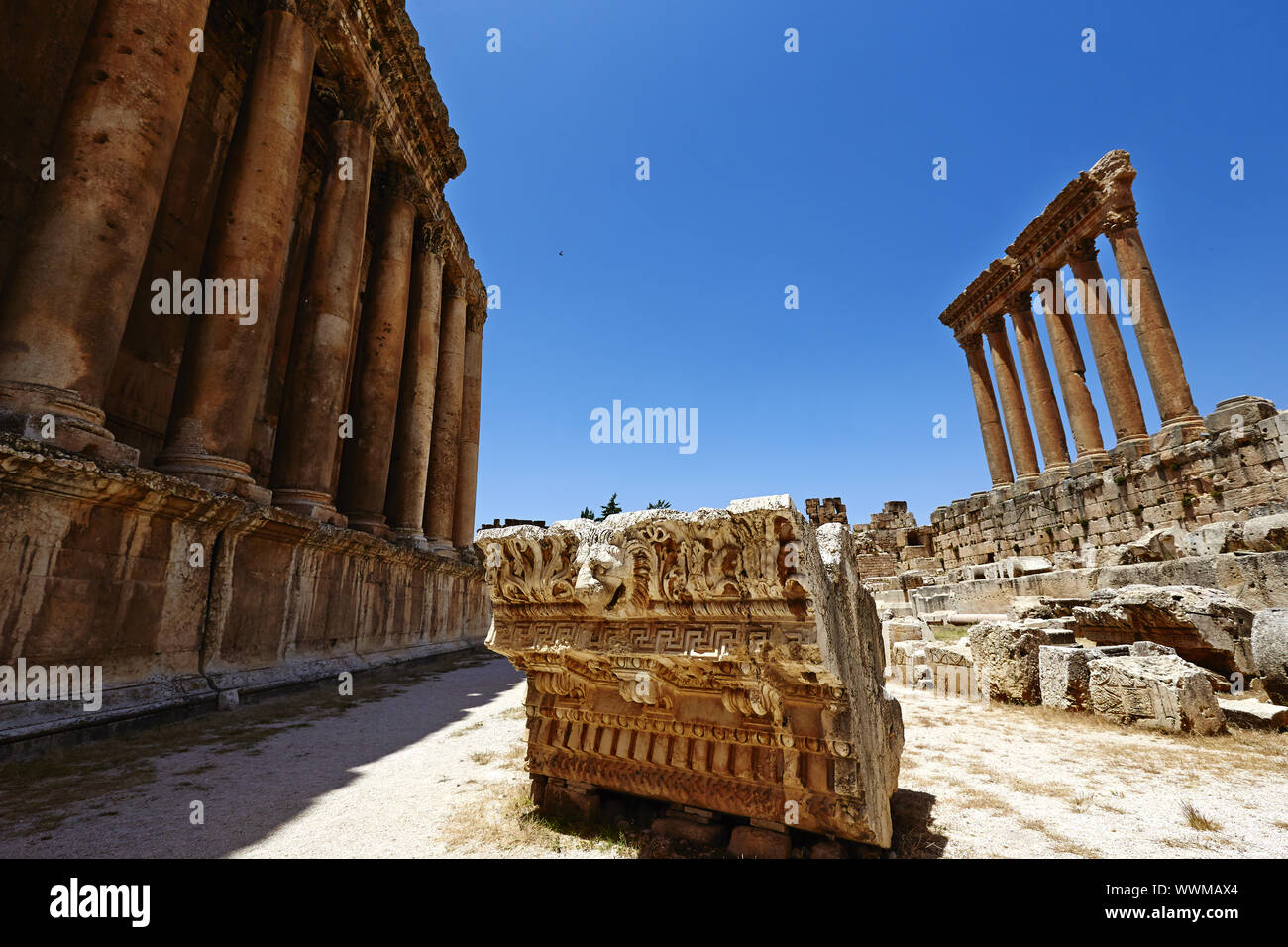 Tempio di Bacco, colonne di Giove e baalbek lion (Tempio di Giove) - Baalbek, Libano Foto Stock