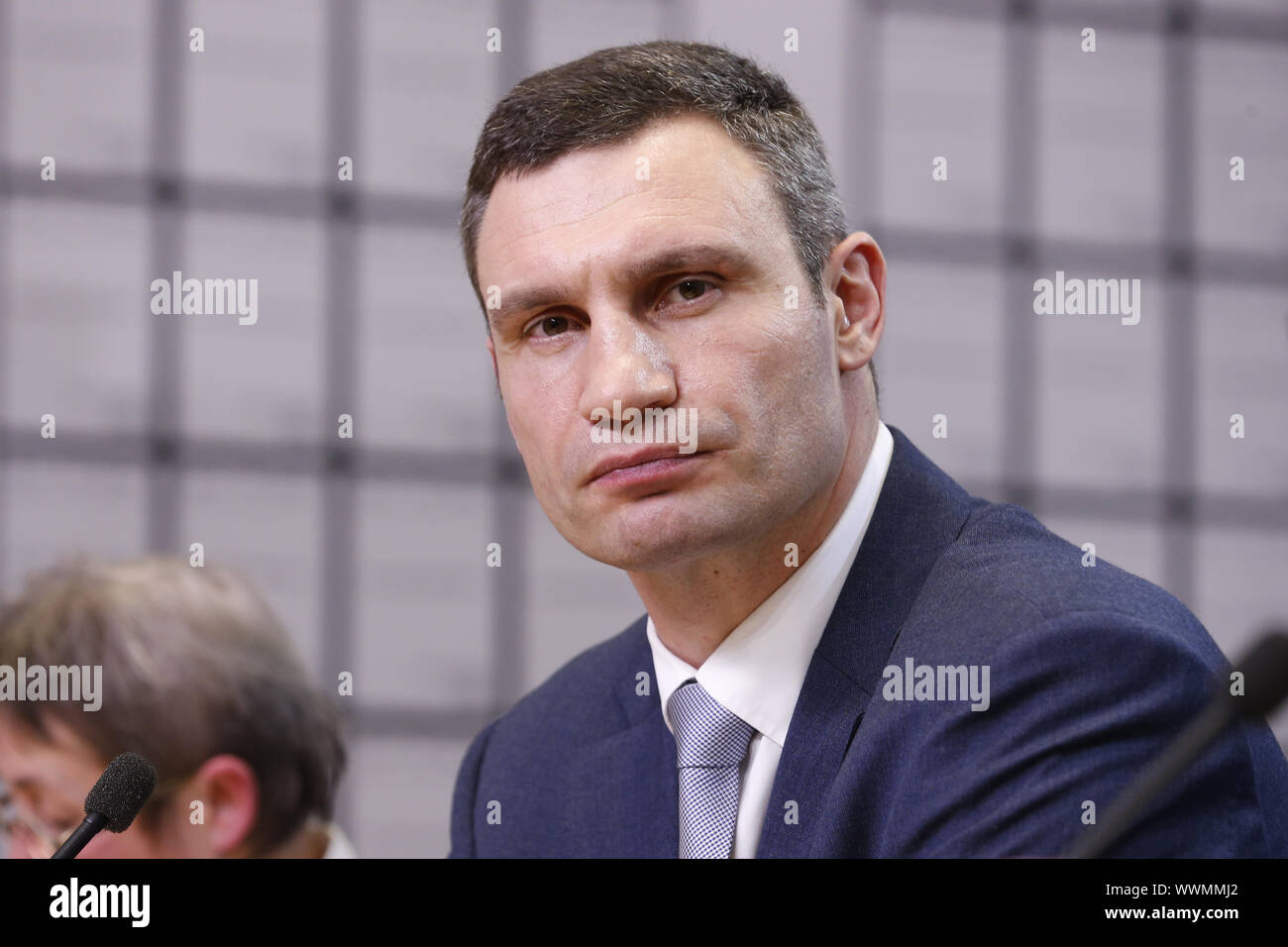 Ucraino i leader dell opposizione e Klitschko Jazenjuk alla conferenza stampa tenutasi a Berlino. Foto Stock