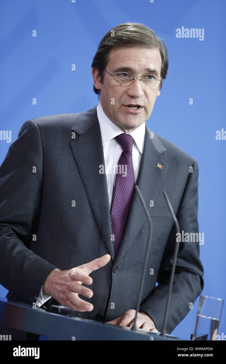 Merkel riceve Coelho, il Primo Ministro della Repubblica portoghese, a Berlino. Foto Stock