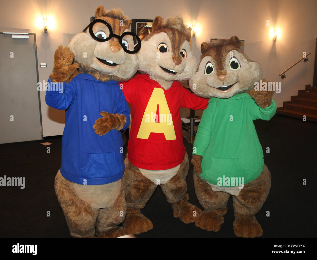 Alvin Seville und seine Brüder Theodore Seville und Simon Siviglia- beim atto a piedi - Alvin und die Chipmunks Chip su strada Cine im Foto Stock