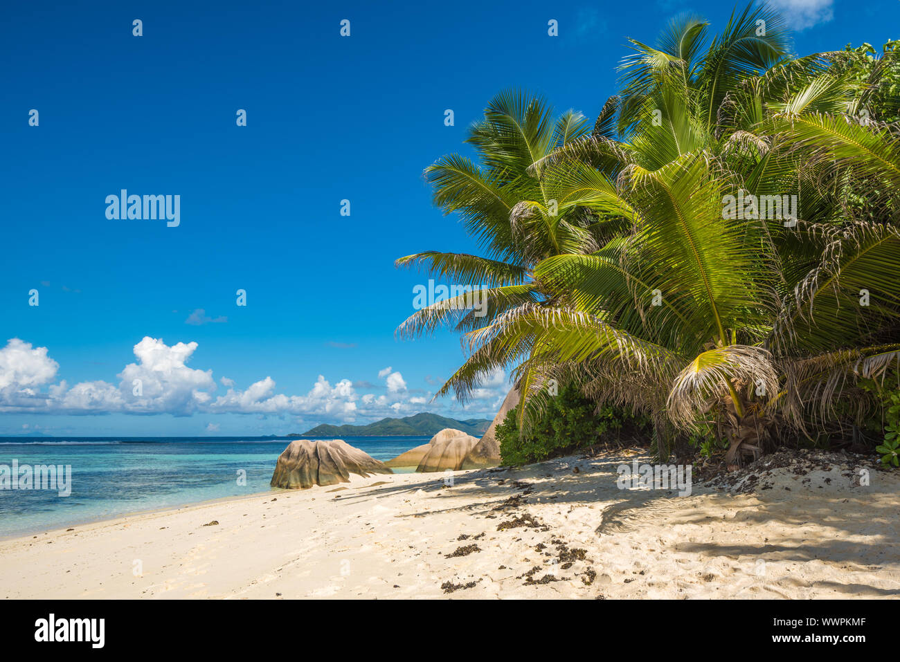 Tropical Island Beach, fonte d'argent, La Digue, Seicelle Foto Stock