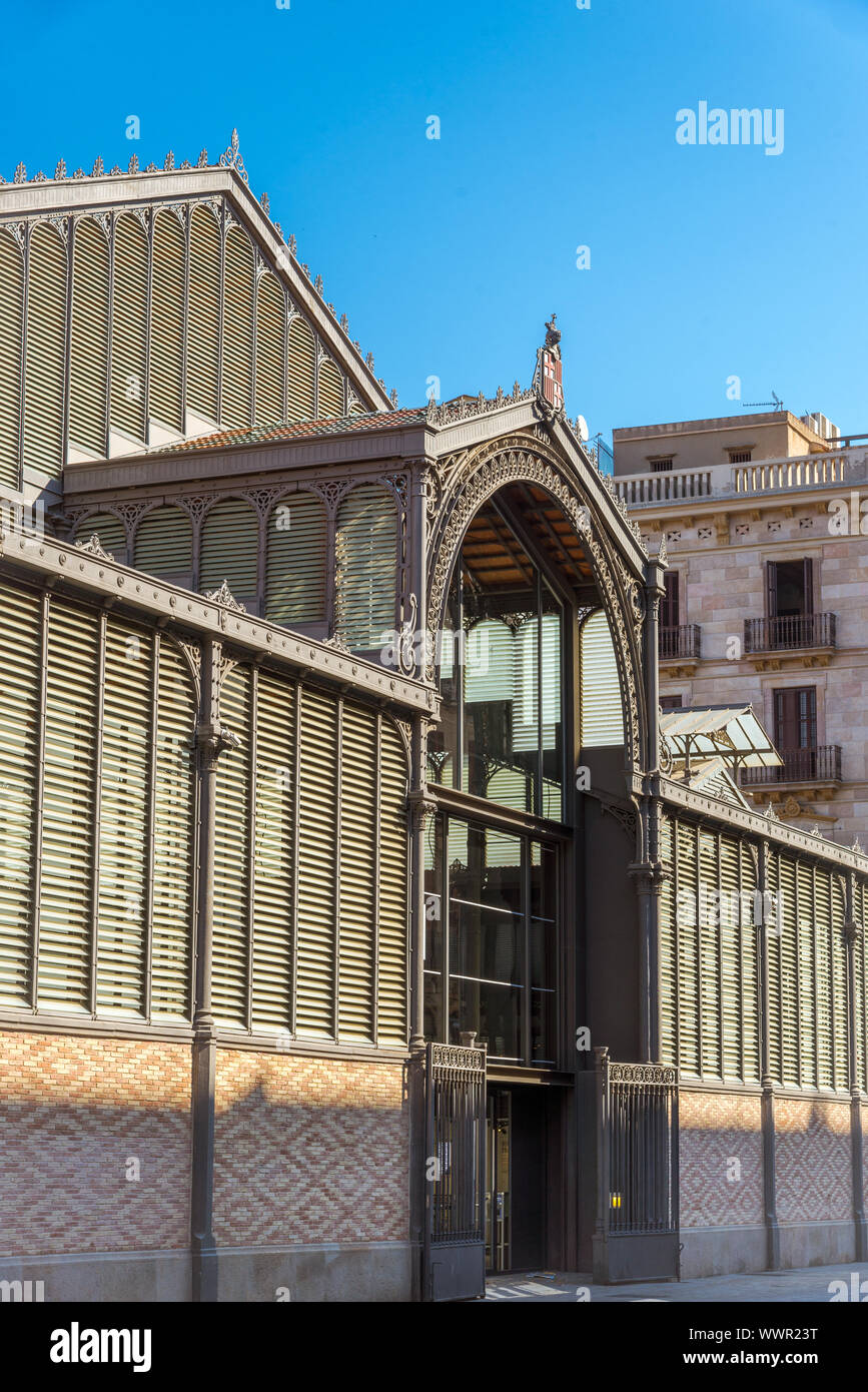 Il nuovo centro culturale e ex mercato pubblico Mercat del Born in Barcelona Foto Stock