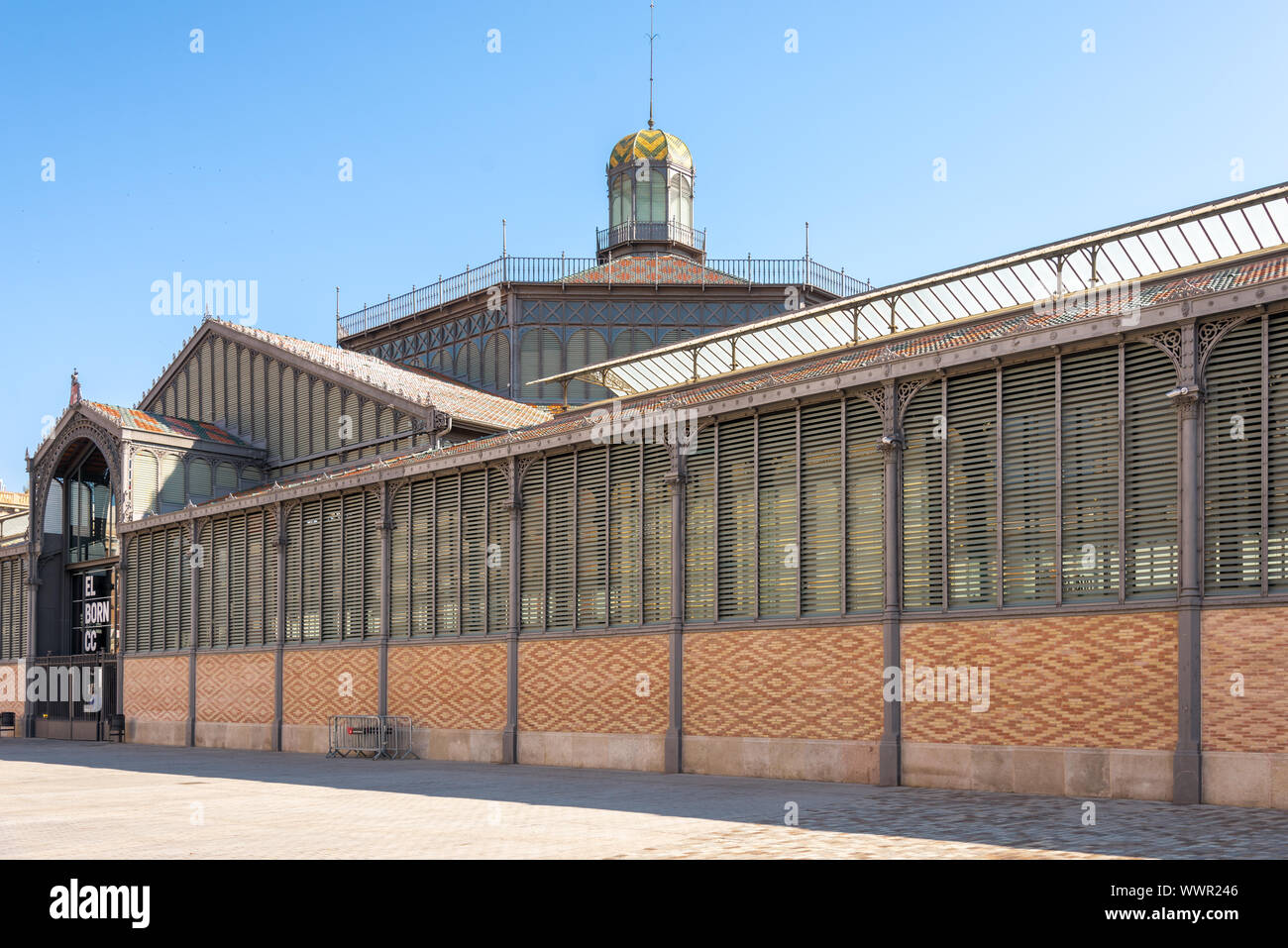 Il nuovo centro culturale e ex mercato pubblico Mercat del Born in Barcelona Foto Stock