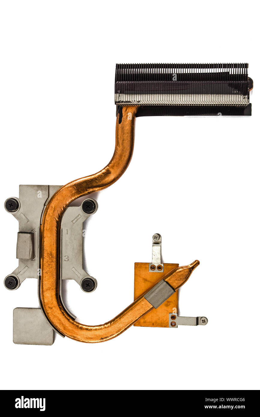 Heatpipe e dei radiatori per il raffreddamento del processore del computer, sistema di raffreddamento, isolato su sfondo bianco Foto Stock