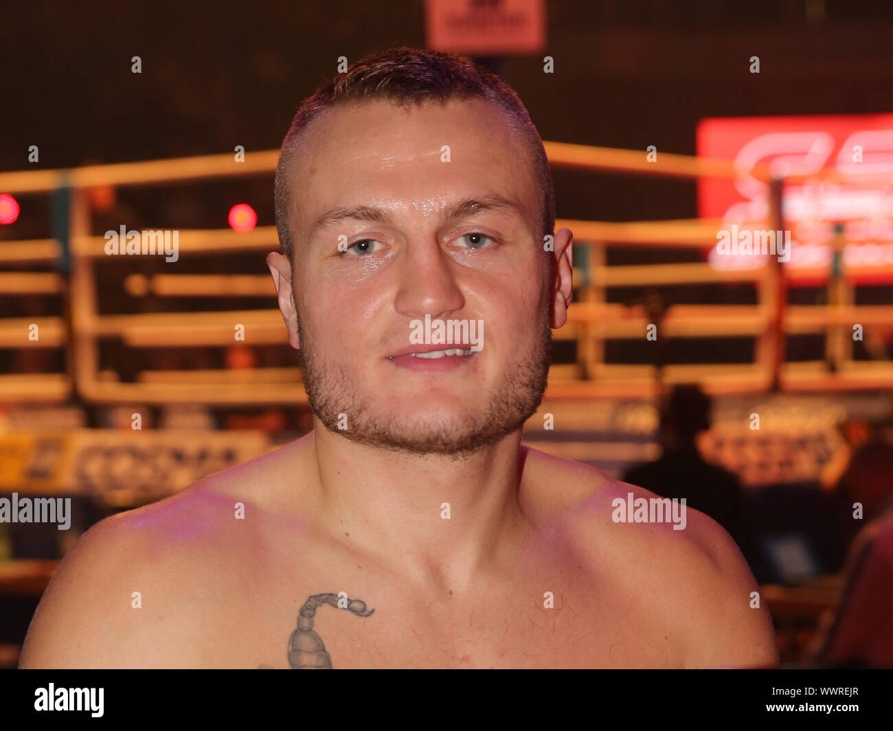 Il tedesco semi-heavyweight boxer Deines Adam (SES boxe) Foto Stock