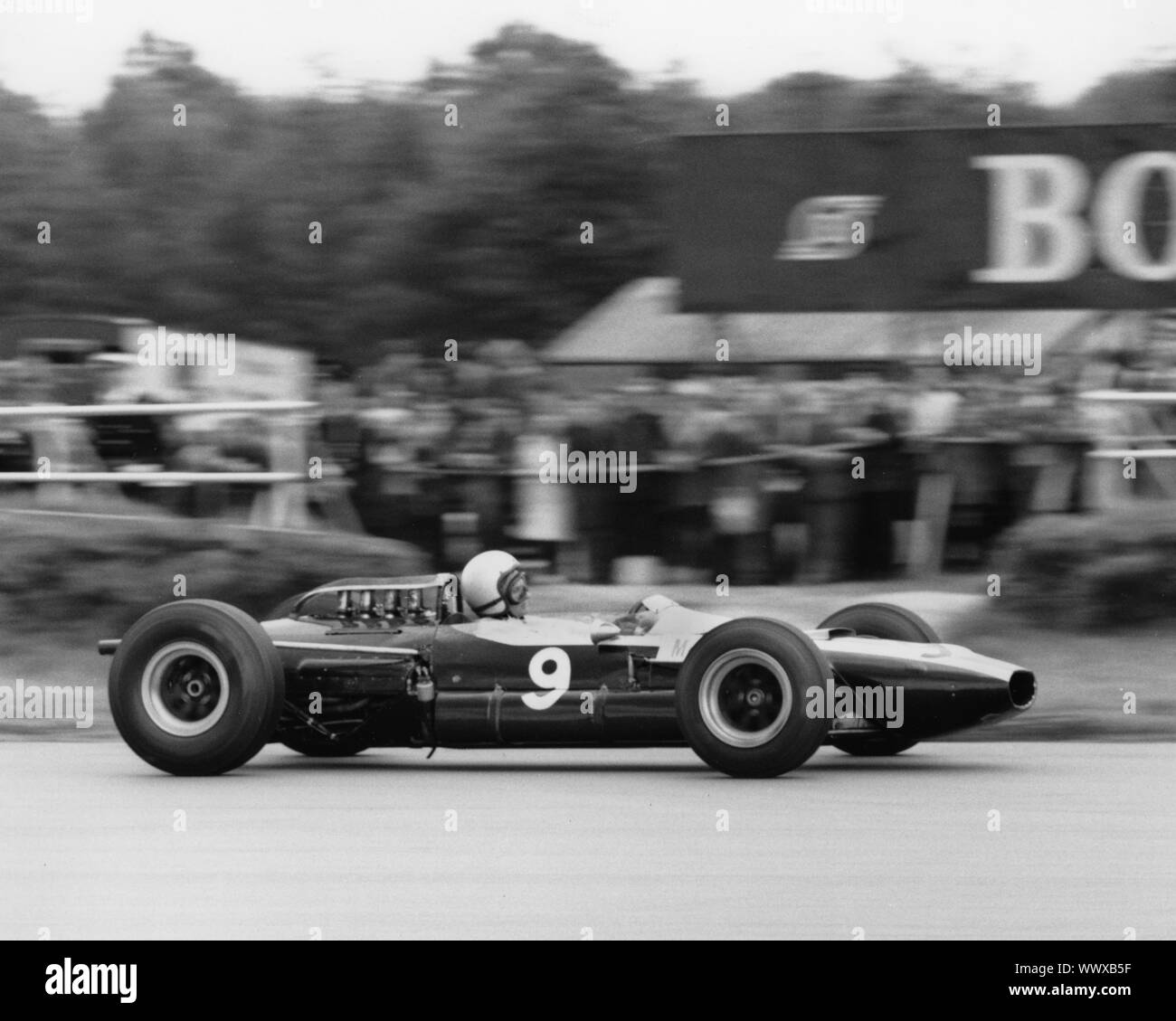 Cooper Coventry Climax, Bruce McLaren 1965 British Grand Prix. Foto Stock