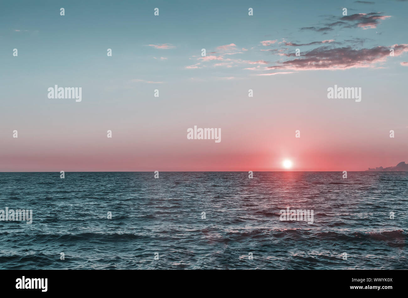 Paesaggio: tramonti sul mare. Foto Stock