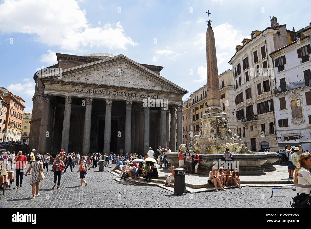 Piazza della Rotonda, Quadrata, Pantheon, basilica, Roma, Italia, Europa Foto Stock