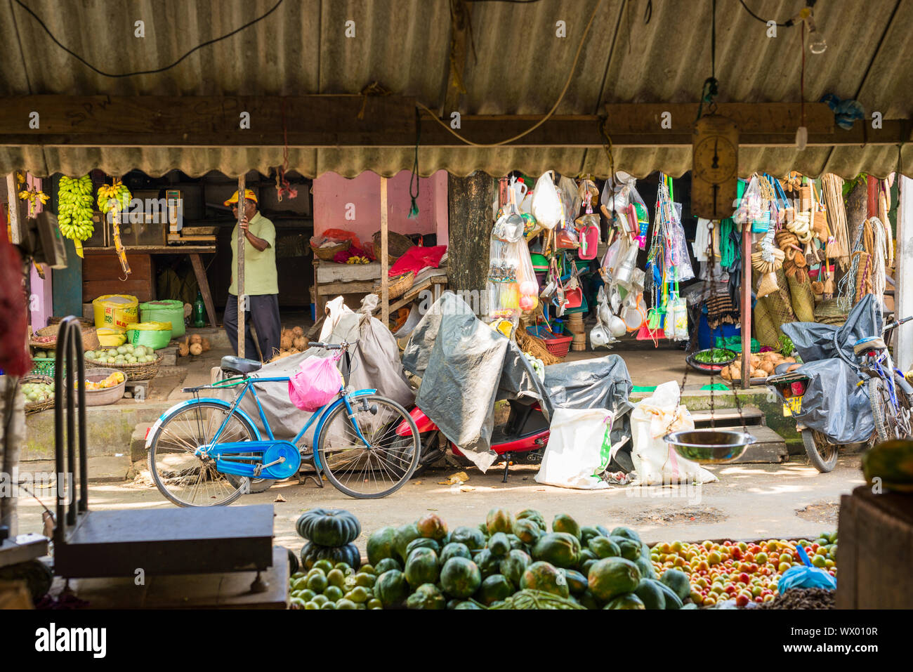 Small business nel centro storico il mercato olandese della città Galle nel sud dello Sri Lanka Foto Stock