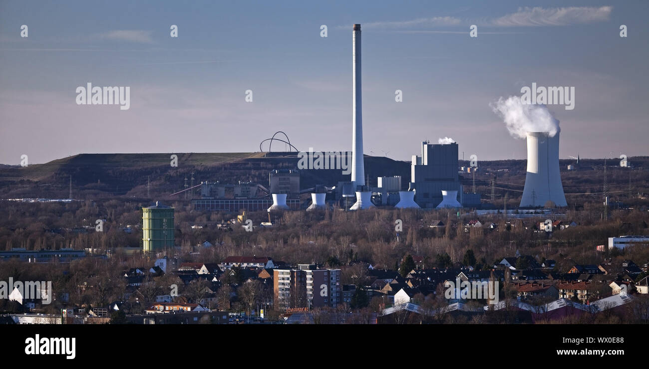 Vista delle centrali elettriche a carbone Herne-Baukau dal Tippelsberg a Bochum, Germania, Europa Foto Stock