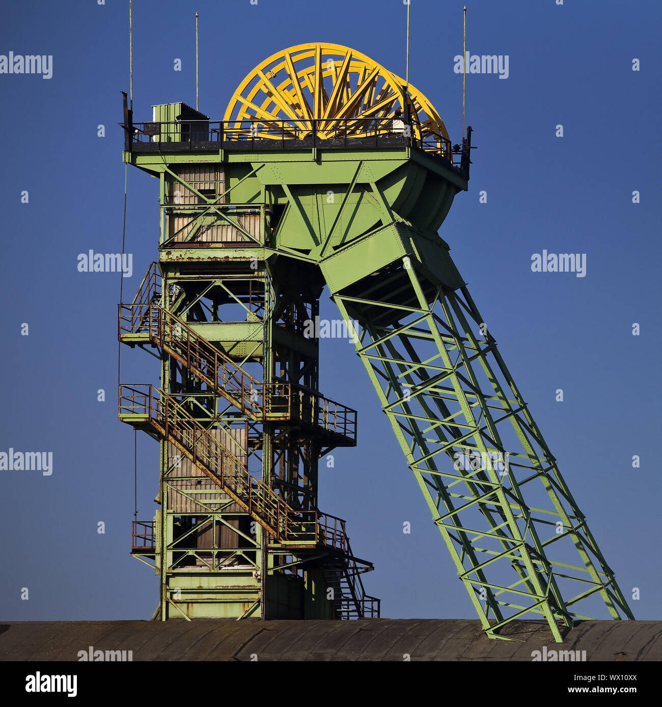 Torre di albero del carbone dismesse miniera Westfalen, Ahlen, Renania settentrionale-Vestfalia, Germania, Europa Foto Stock