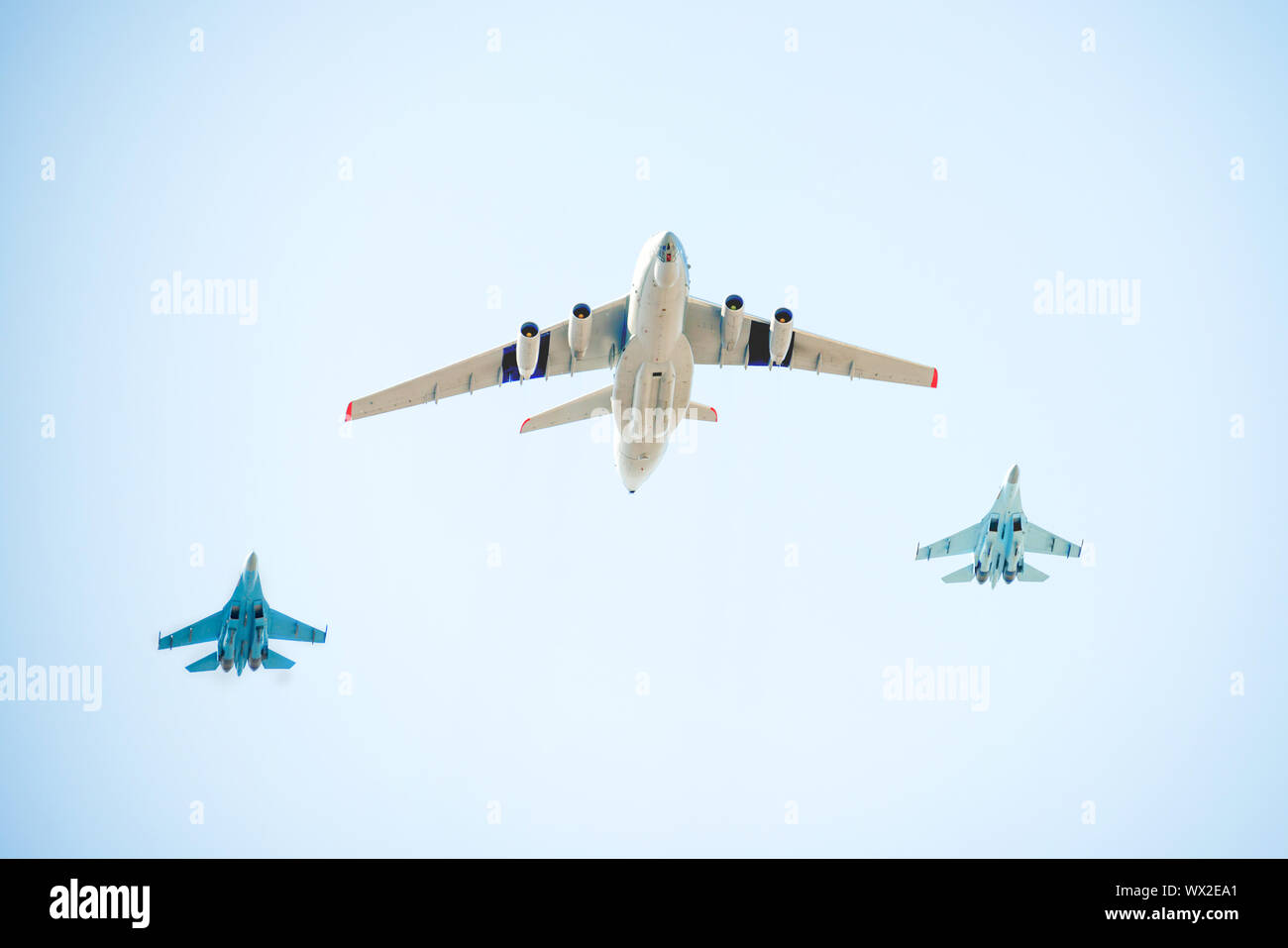 Aerei militari nel cielo Foto Stock