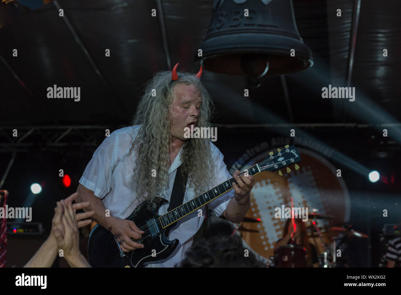 Ratisbona, Baviera, Germania, il 30 giugno 2019, le prestazioni dell'AC/DC Revival Band presso il Grieser Spitz presso il cittadino di Regensburg festival 2019, Germa Foto Stock
