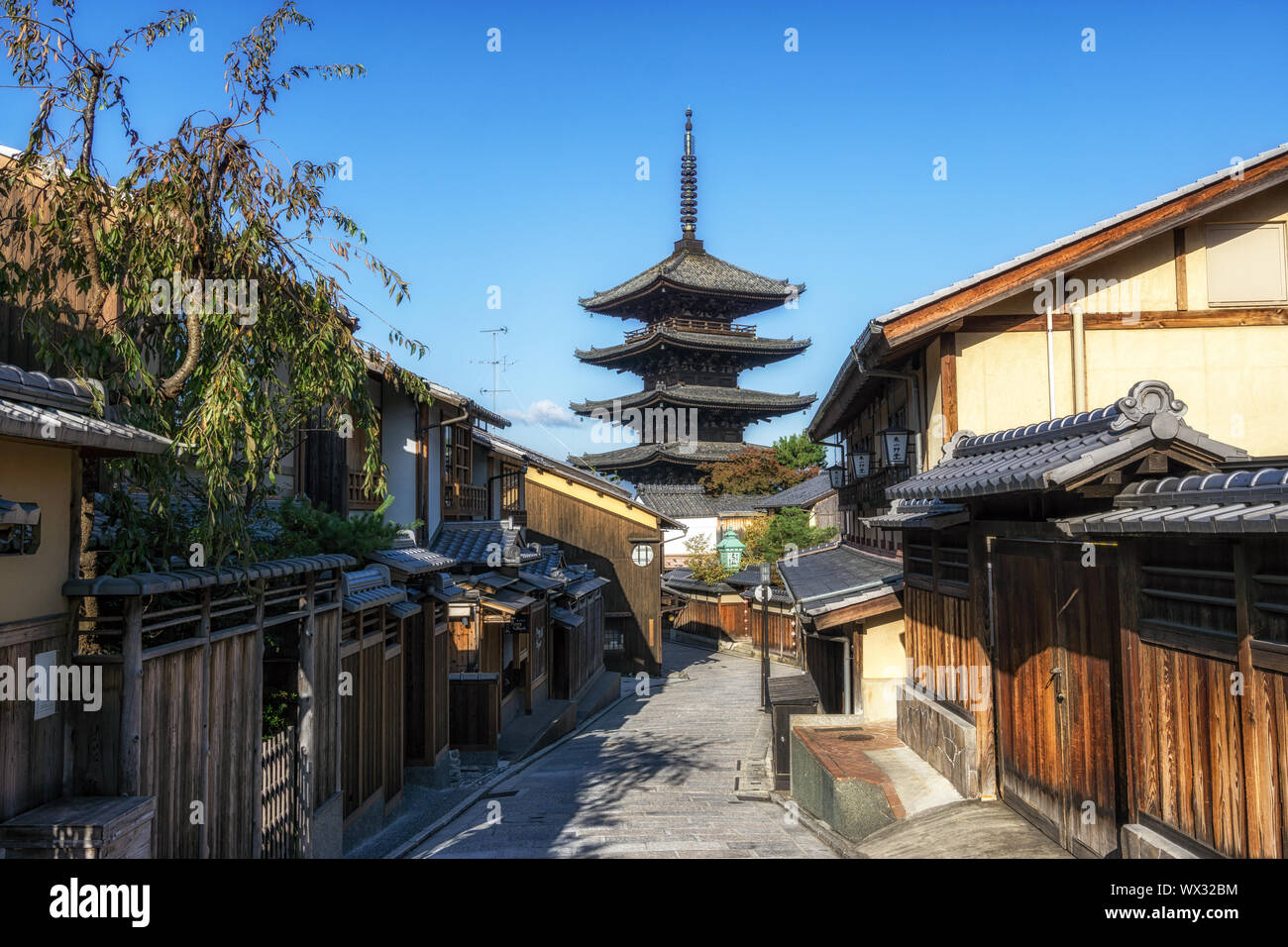 Tempio hokanji Kyoto di Mattina Foto Stock