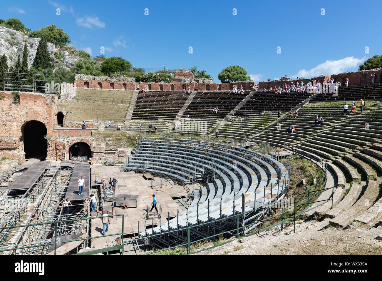 Antico Teatro Greco di Taormina sull'isola di Sicilia, Italia Foto Stock