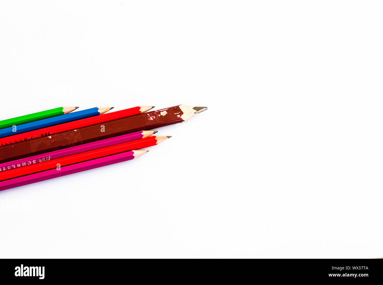 Abstract sfondo con matite colorate. colori dell'arcobaleno Foto Stock
