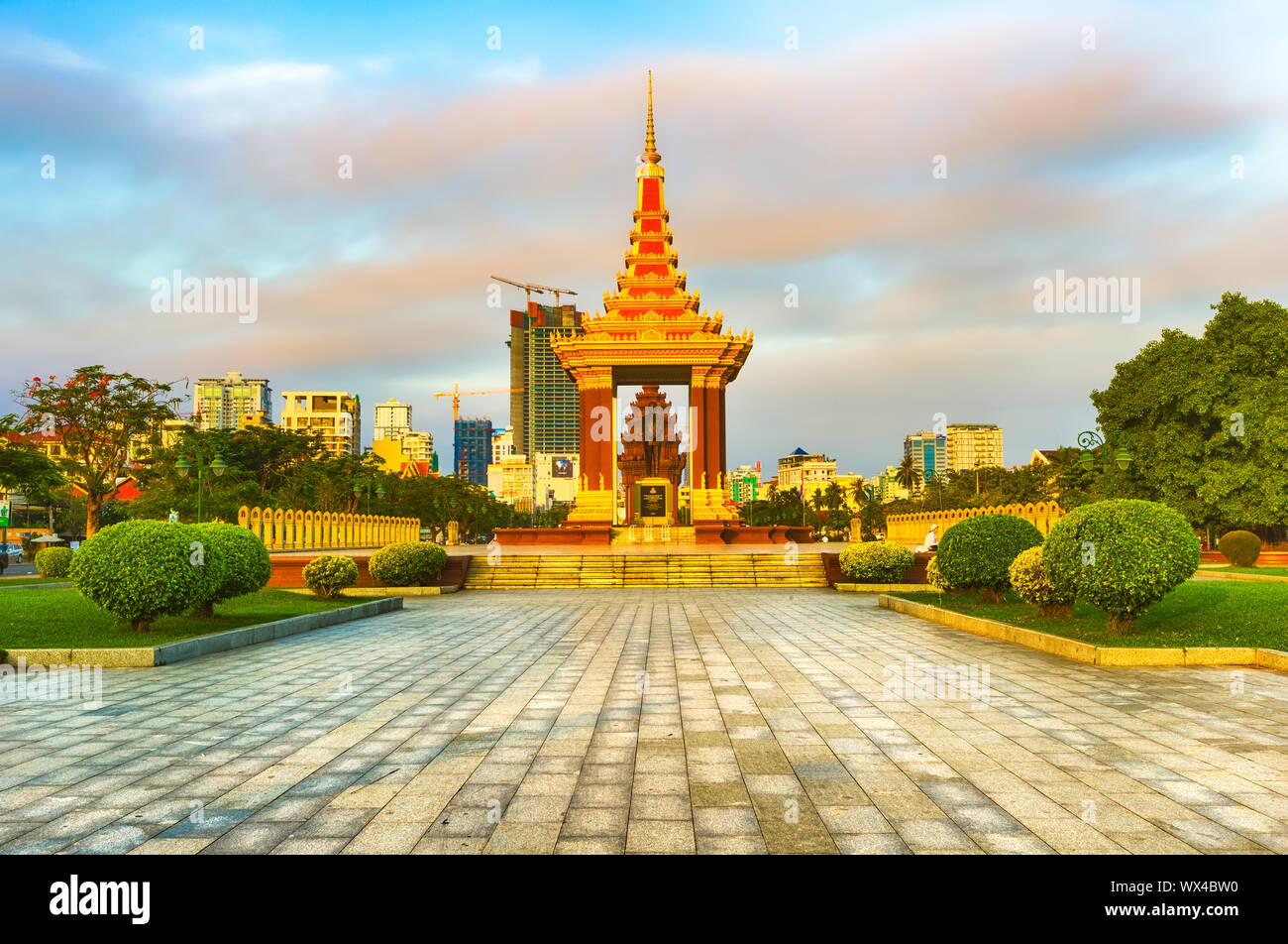 Il monumento di indipendenza in Phnom Penh Cambogia Foto Stock