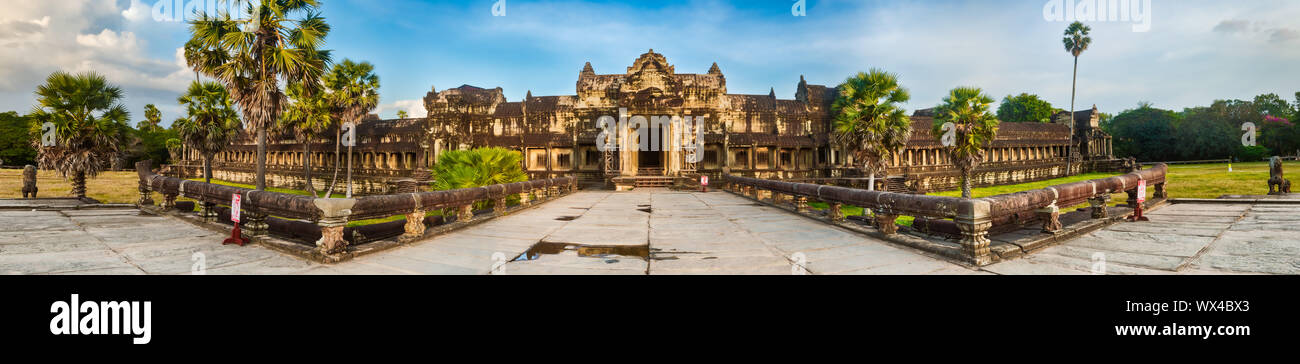 Angkor Wat al tramonto. Siem Reap. Cambogia. Panorama Foto Stock
