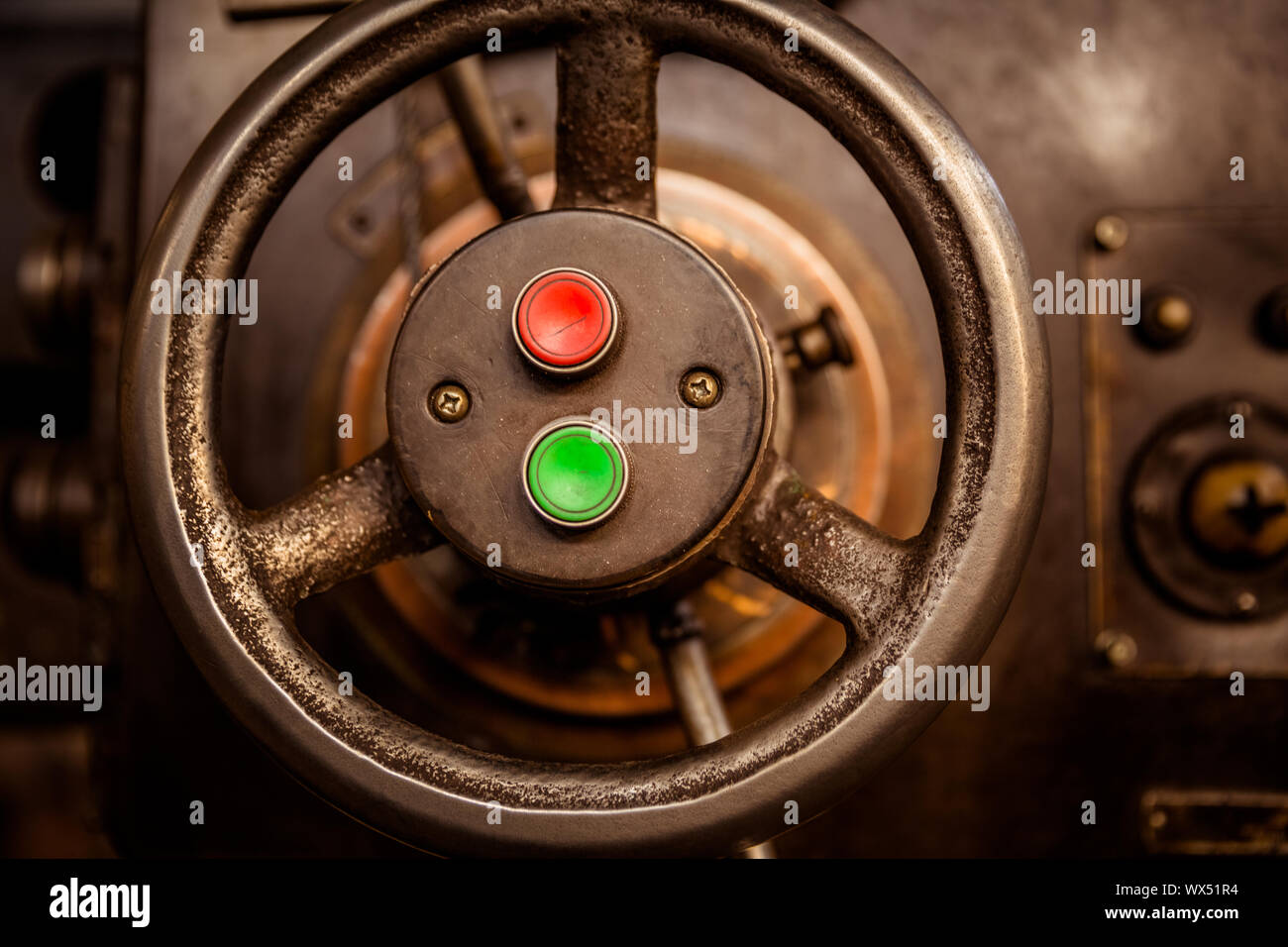 Dettaglio di un annata di produzione industriale dei metalli tornio di lavoro Foto Stock