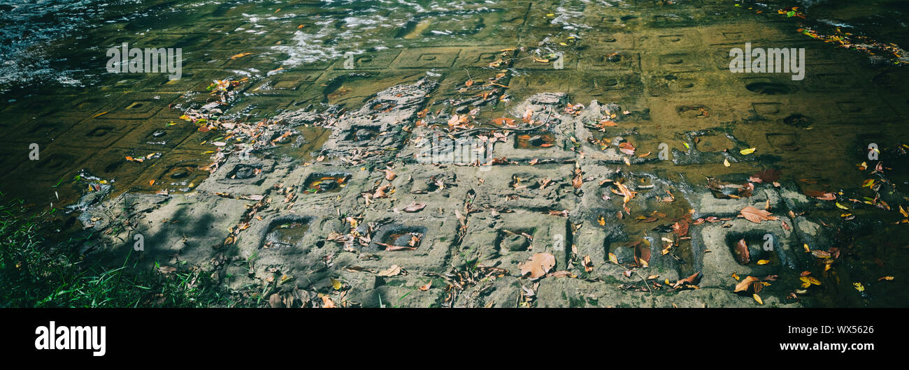 Linga a Phnom Kulen National Park. Cambogia. Panorama Foto Stock