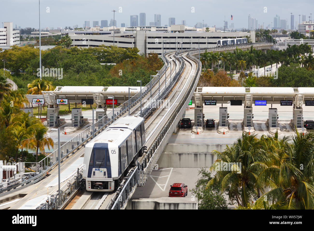 Miami, Florida - Aprile 3, 2019: MIA People Mover all'aeroporto di Miami negli Stati Uniti. Foto Stock