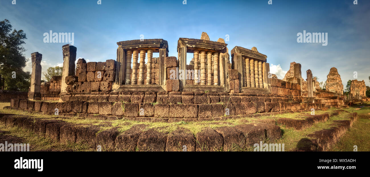 Pre Rup tempio al tramonto. Siem Reap. Cambogia. Panorama Foto Stock