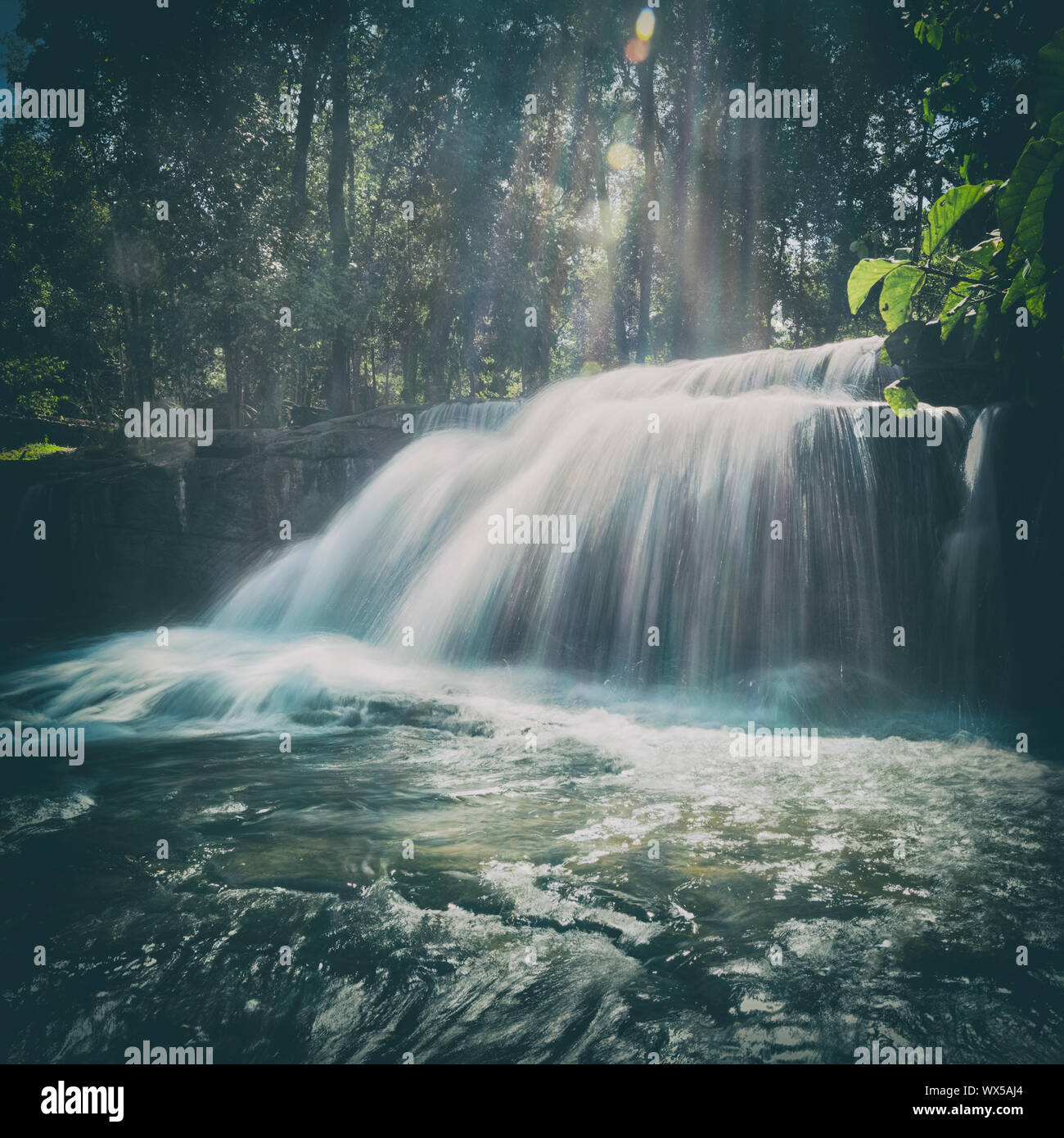 Cascata a Phnom Kulen National Park. Cambogia Foto Stock