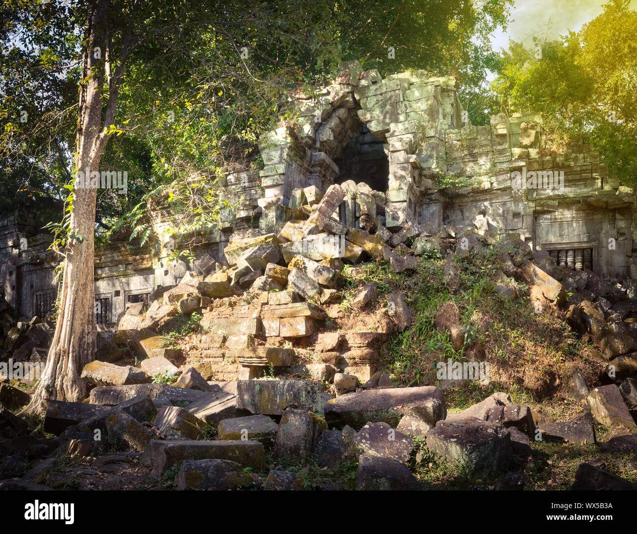 Beng Mealea o Bung Mealea tempio. Siem Reap. Cambogia Foto Stock