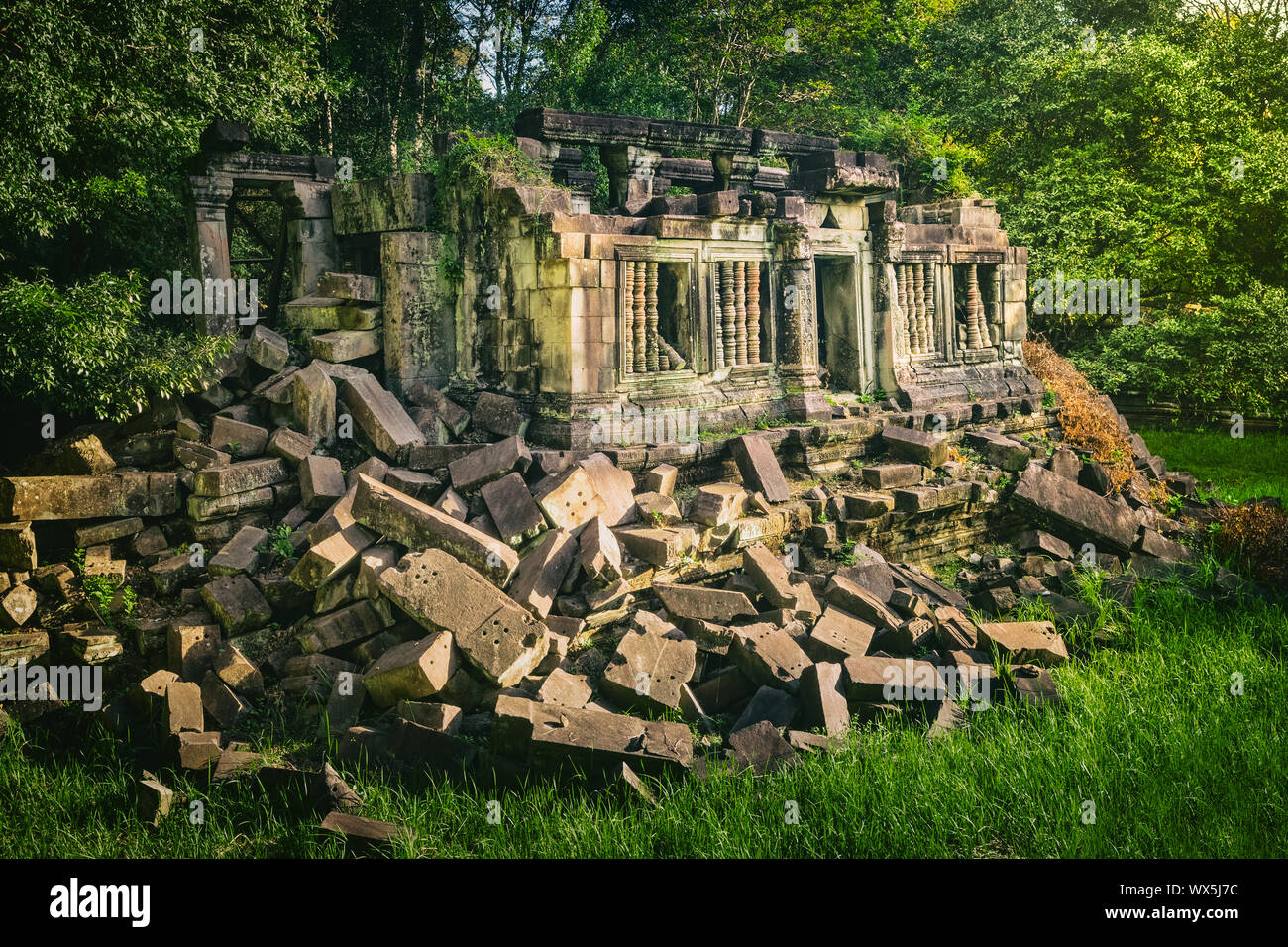 Beng Mealea o Bung Mealea tempio. Siem Reap. Cambogia Foto Stock