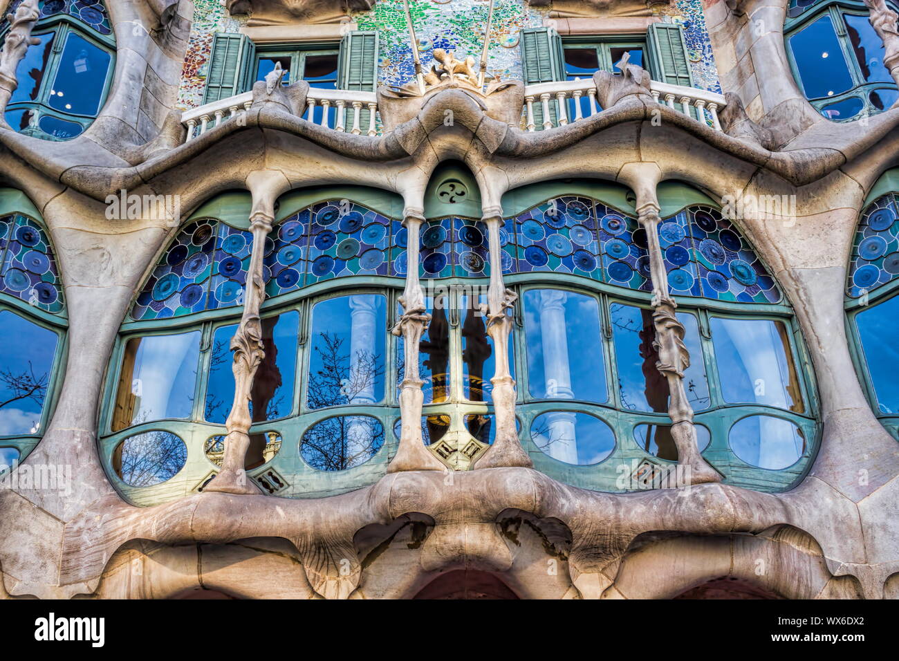 Barcellona Gaudi-Fenster Foto Stock